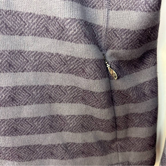 The North Face Navy Blue Stripe Crescent Sunshine Hoodie, Size Small - Picture 4 of 9